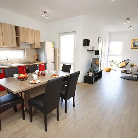 Apartment Larus